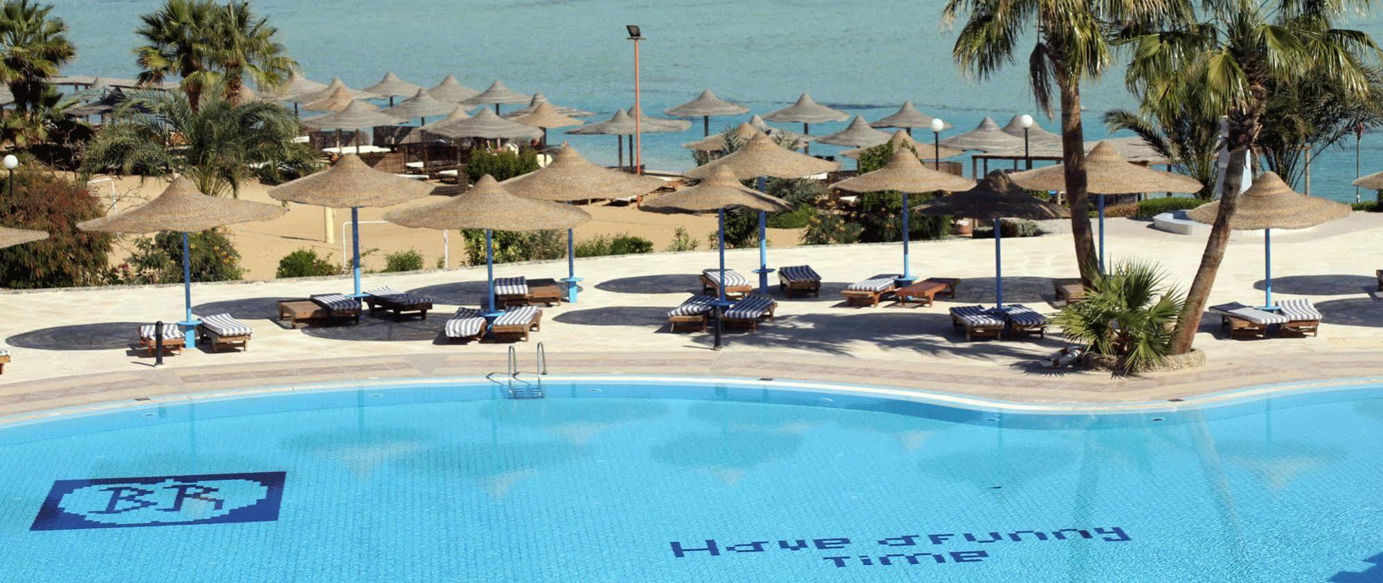 Blue Reef Red Sea Resort Marsa Alam Bagian luar foto